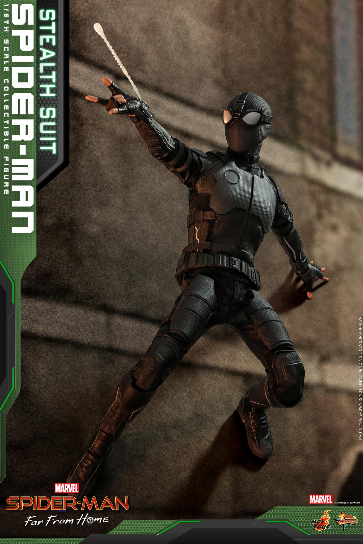 Hot-Toys---SMFFH---Spider-Man-(Stealth-Suit)-collectible-figure_PR7